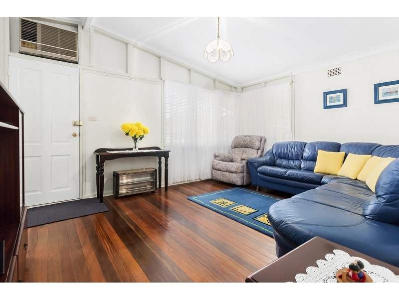 12 Barham Street, Heckenberg NSW 2168