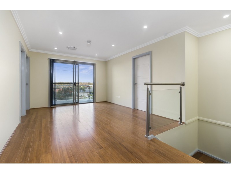 10 Kydra Close, Prestons NSW 2170