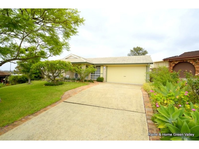 12 Haslewood Place, Hinchinbrook NSW 2168