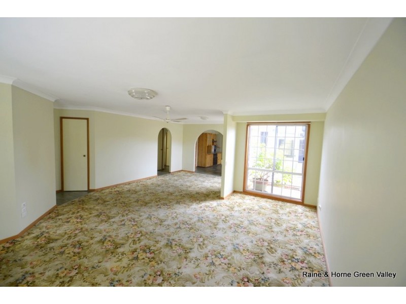 12 Haslewood Place, Hinchinbrook NSW 2168