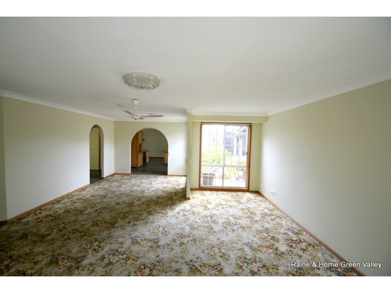 12 Haslewood Place, Hinchinbrook NSW 2168