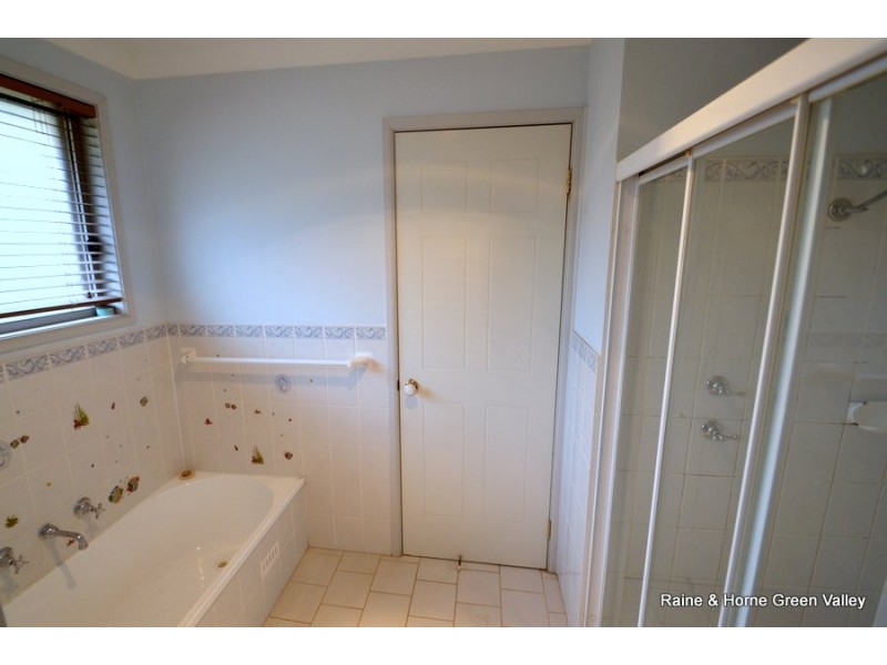 9 Ovens Close, Horningsea Park NSW 2171