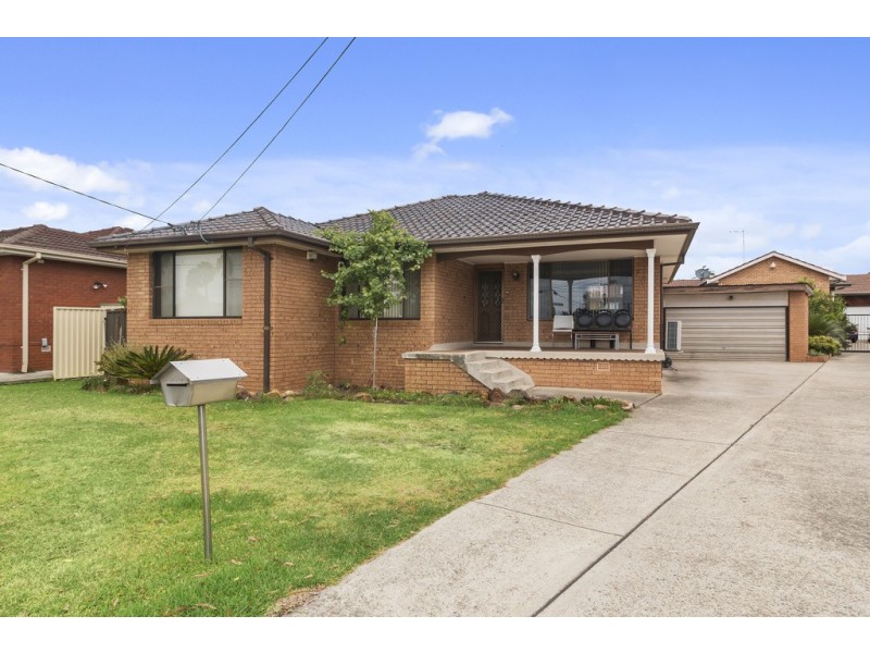 24 Moir Street, Smithfield NSW 2164