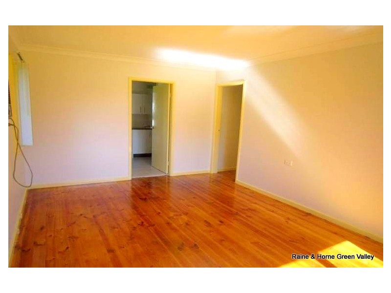 1 Rotorua Street, Lethbridge Park NSW 2770