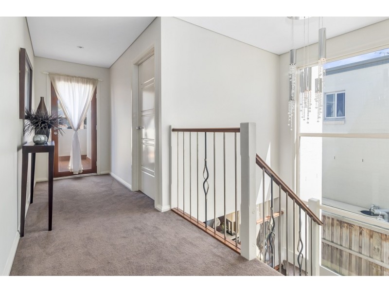 15 Broadbent Avenue, Middleton Grange NSW 2171