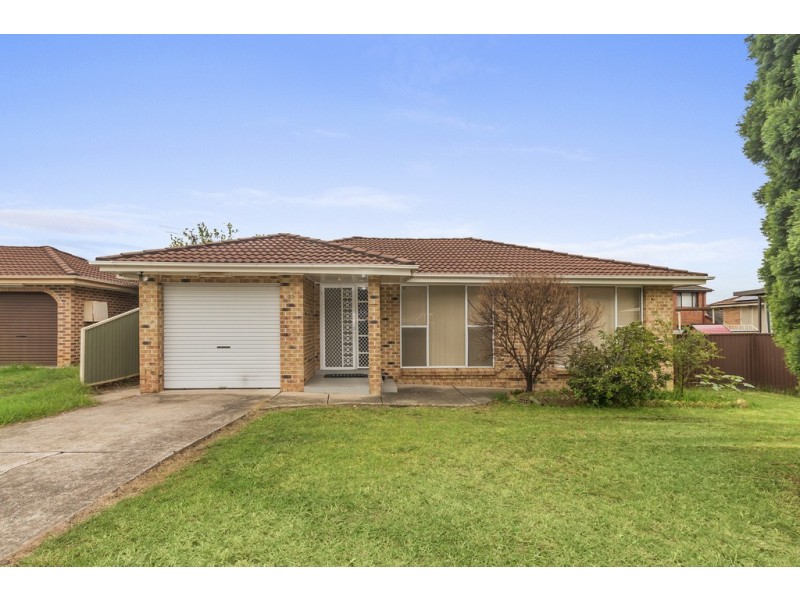23 Opal Place, Bossley Park NSW 2176
