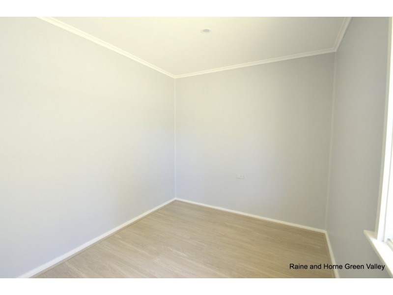15 Thomas Avenue, Lurnea NSW 2170