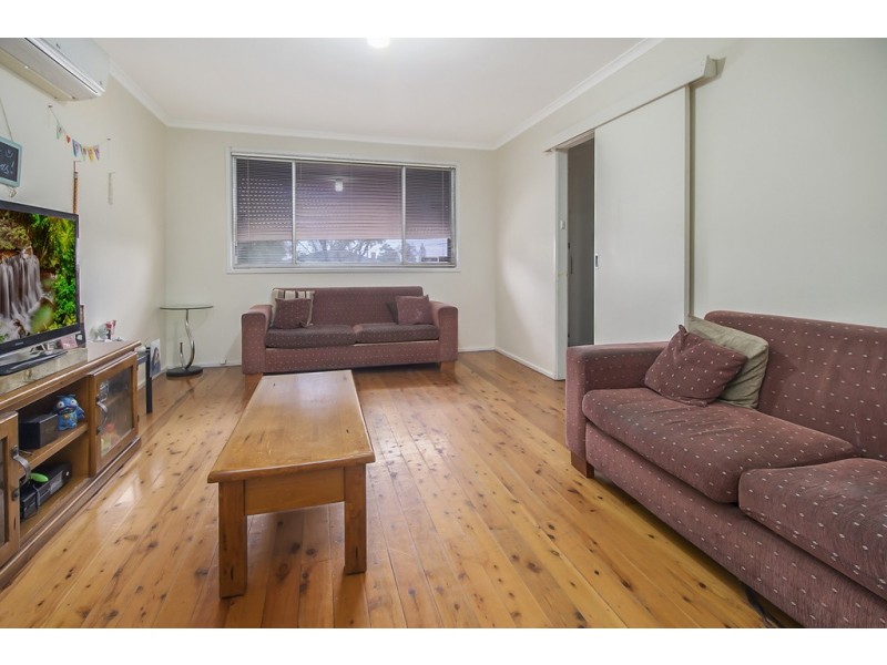 16 Taminga Street, Green Valley NSW 2168