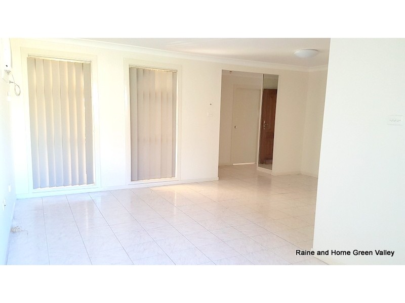 44 Stockdale Crescent, Abbotsbury NSW 2176