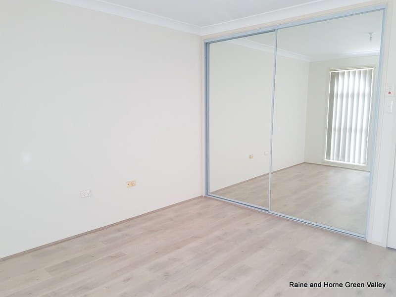 44 Stockdale Crescent, Abbotsbury NSW 2176