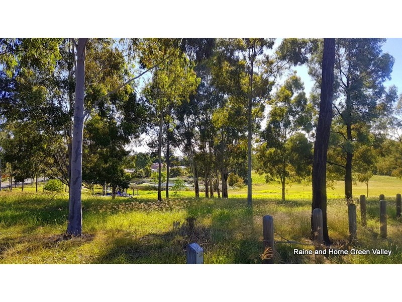 44 Stockdale Crescent, Abbotsbury NSW 2176