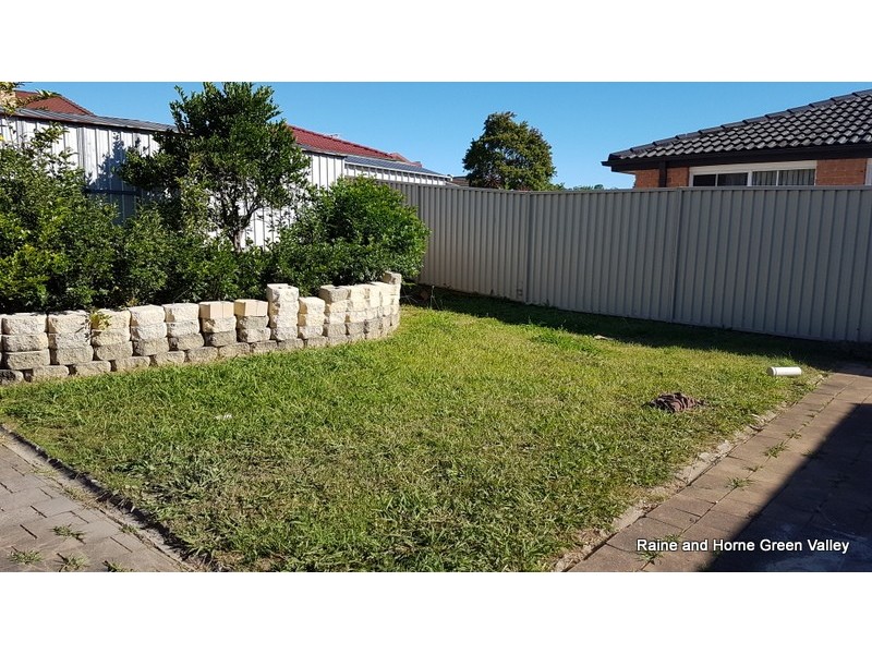 44 Stockdale Crescent, Abbotsbury NSW 2176