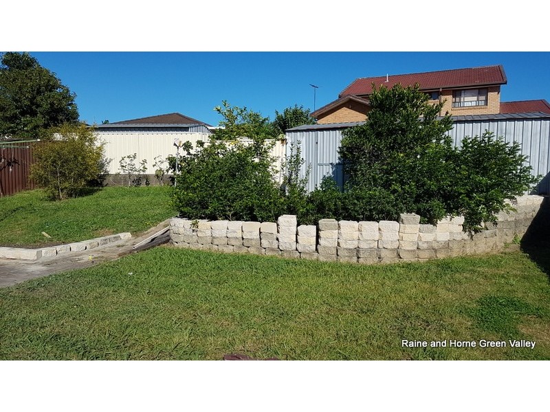 44 Stockdale Crescent, Abbotsbury NSW 2176