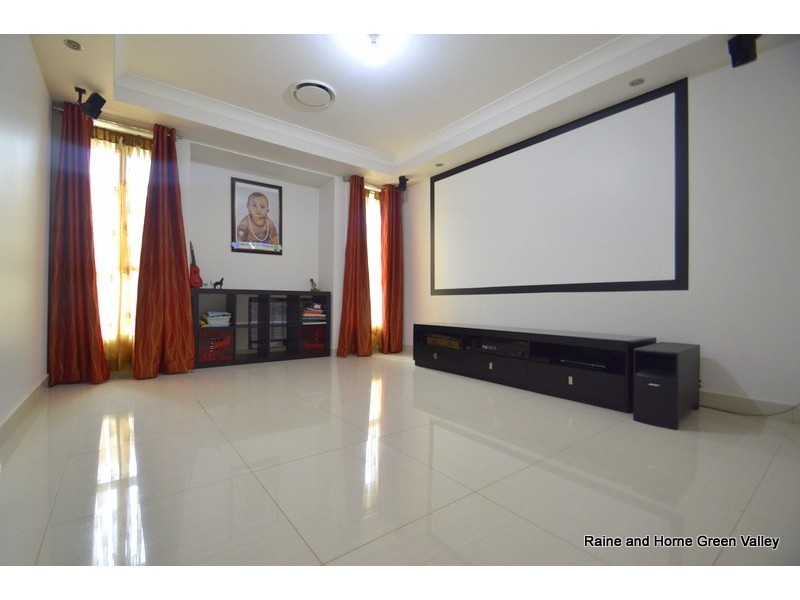 25 William Buckley Drive, Carnes Hill NSW 2171