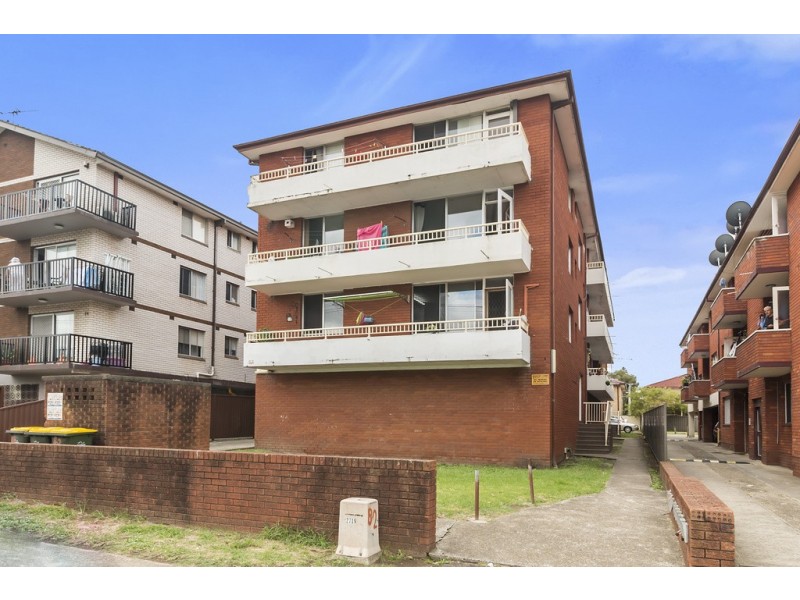 11/82 Harris Street, Fairfield NSW 2165