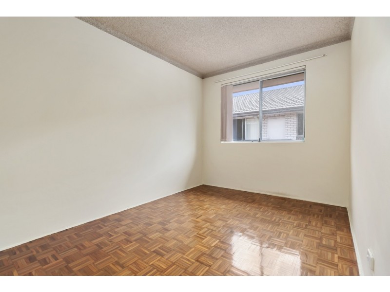 11/82 Harris Street, Fairfield NSW 2165