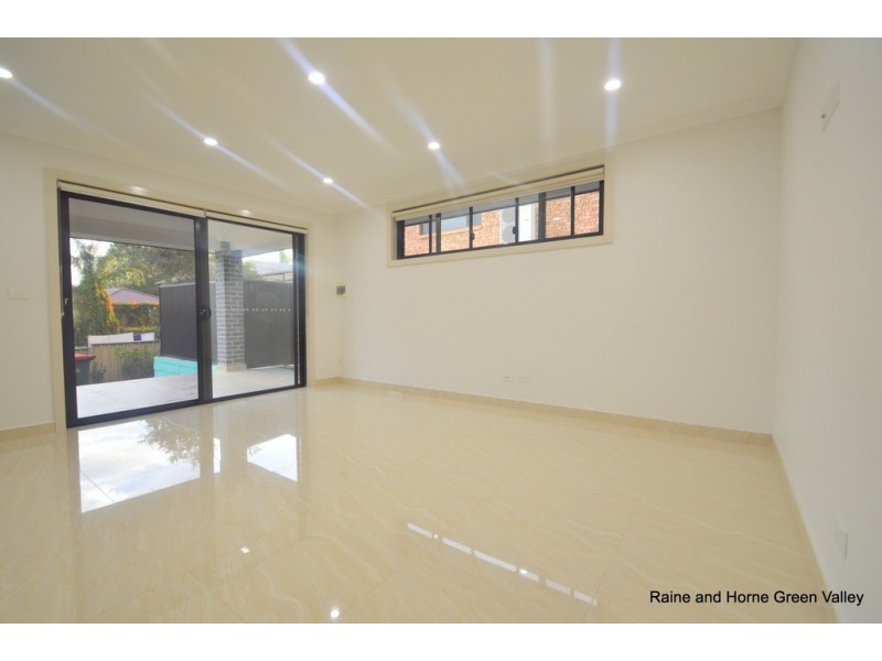 10A Urunga Place, Bossley Park NSW 2176