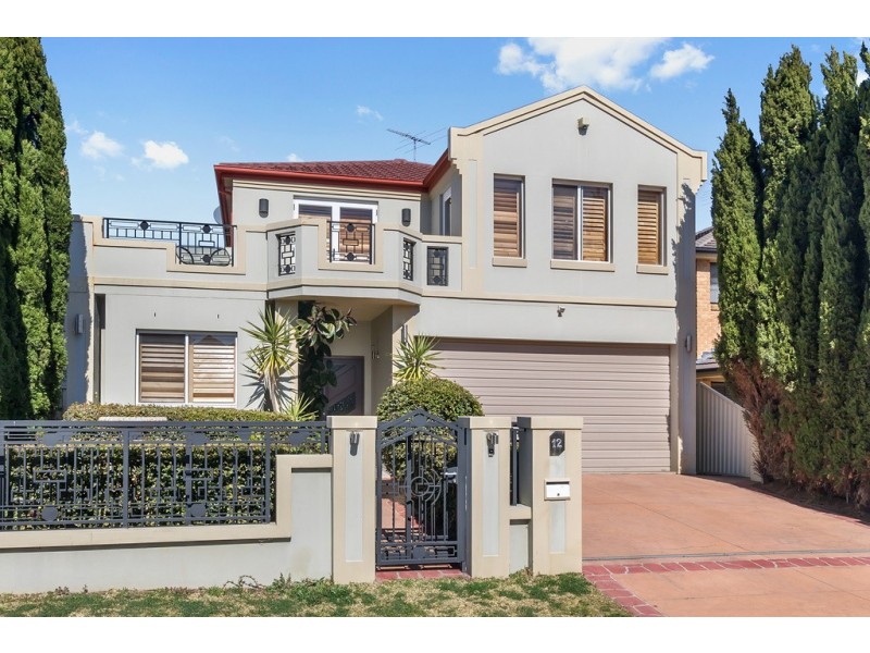 12 Hogan Avenue, Green Valley NSW 2168