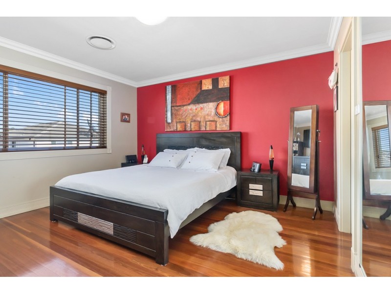 12 Hogan Avenue, Green Valley NSW 2168