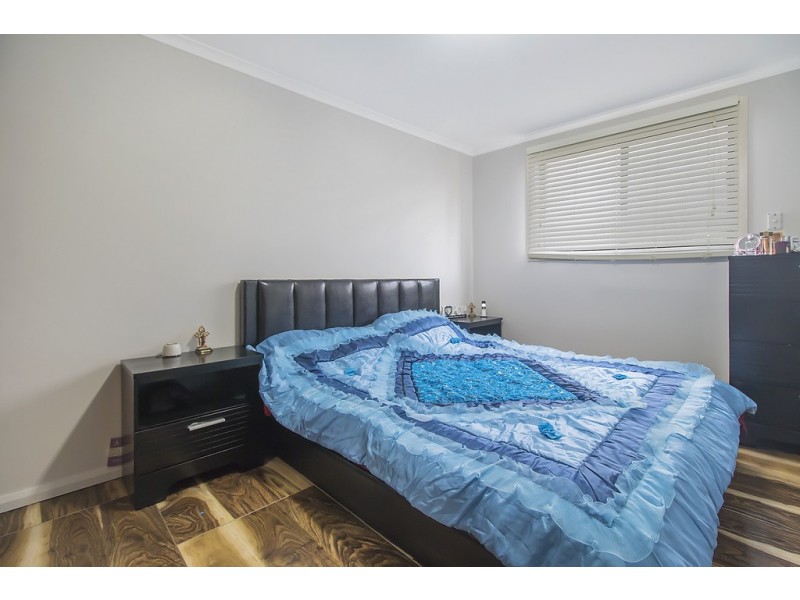 4 Weipa Close, Green Valley NSW 2168