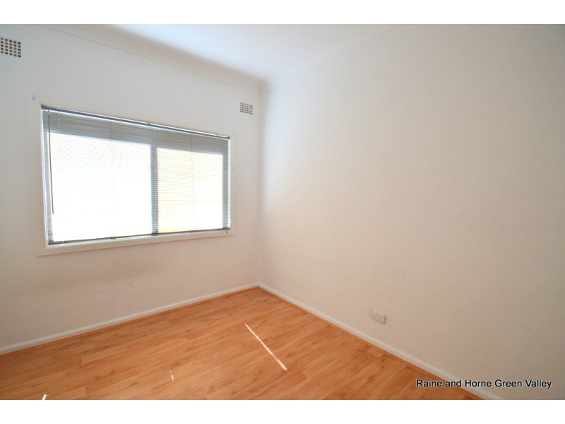 153 King Road, Fairfield West NSW 2165