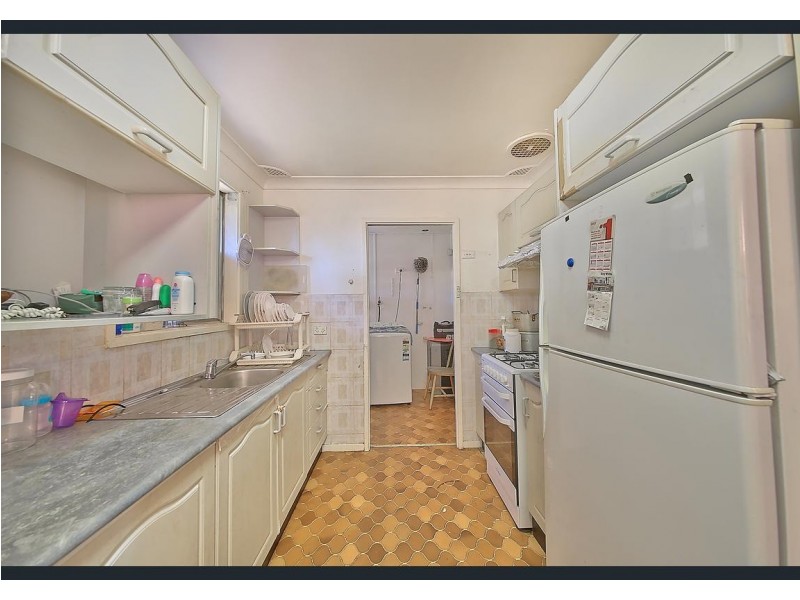 14 Baudin Crescent, Fairfield West NSW 2165