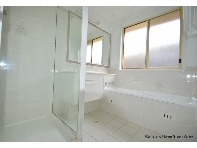 31 Aukane Street, Green Valley NSW 2168