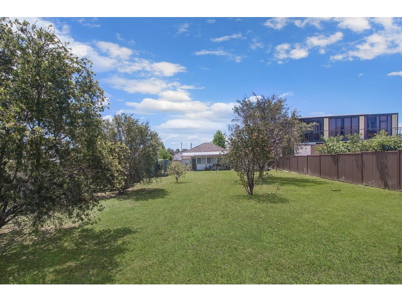 3 Richardson Street, Fairfield NSW 2165