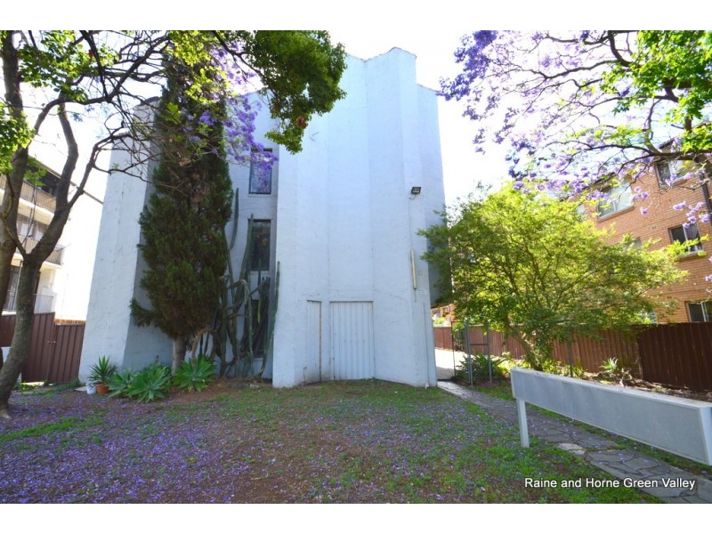 6/11 Hart Street, Warwick Farm NSW 2170