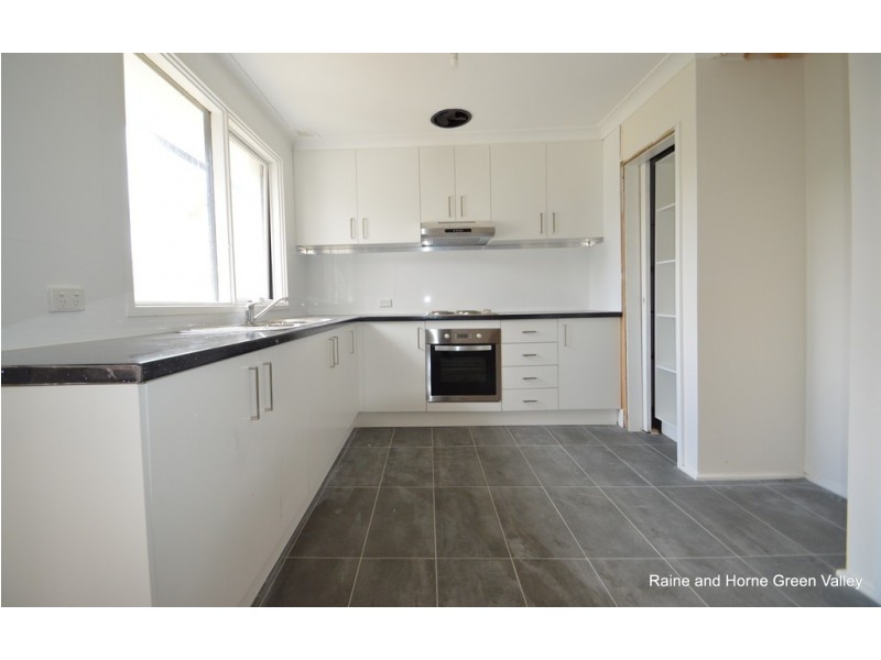 34 Birdsville Crescent, Leumeah NSW 2560