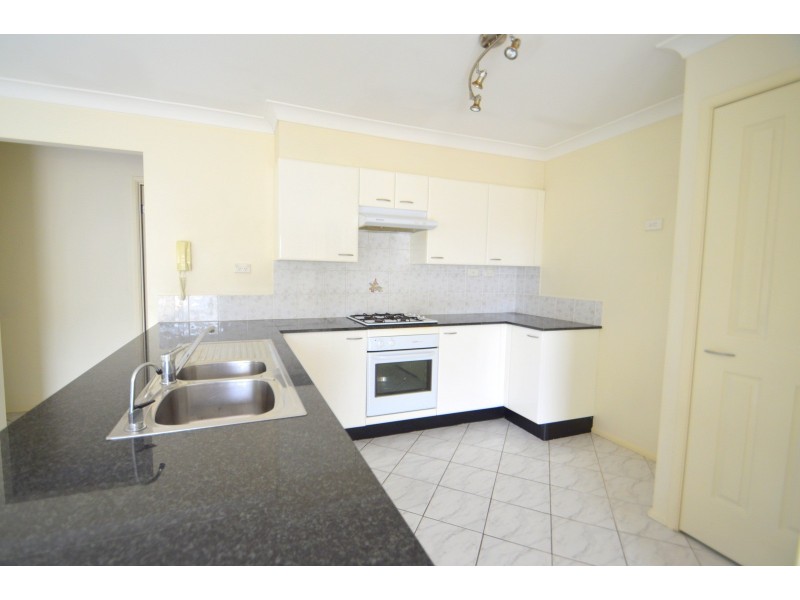 7 St Mark Close, Blair Athol NSW 2560
