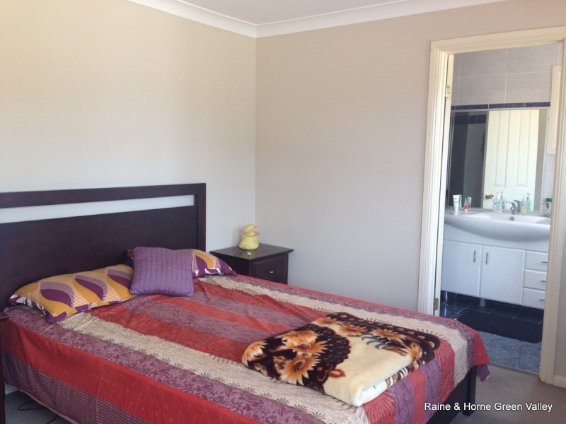 10/7 Altair Place, Hinchinbrook NSW 2168