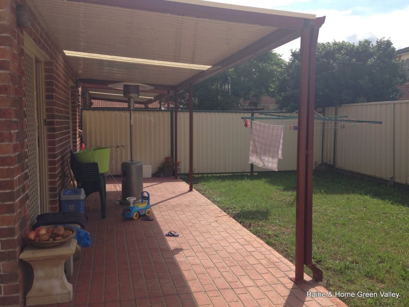 10/7 Altair Place, Hinchinbrook NSW 2168