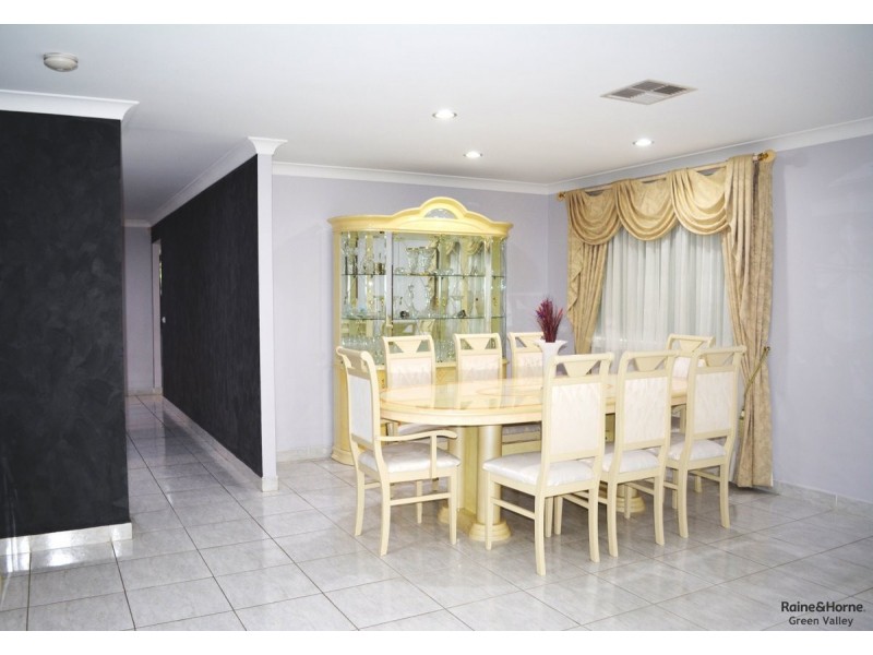 16 Ida Place, Cecil Hills NSW 2171