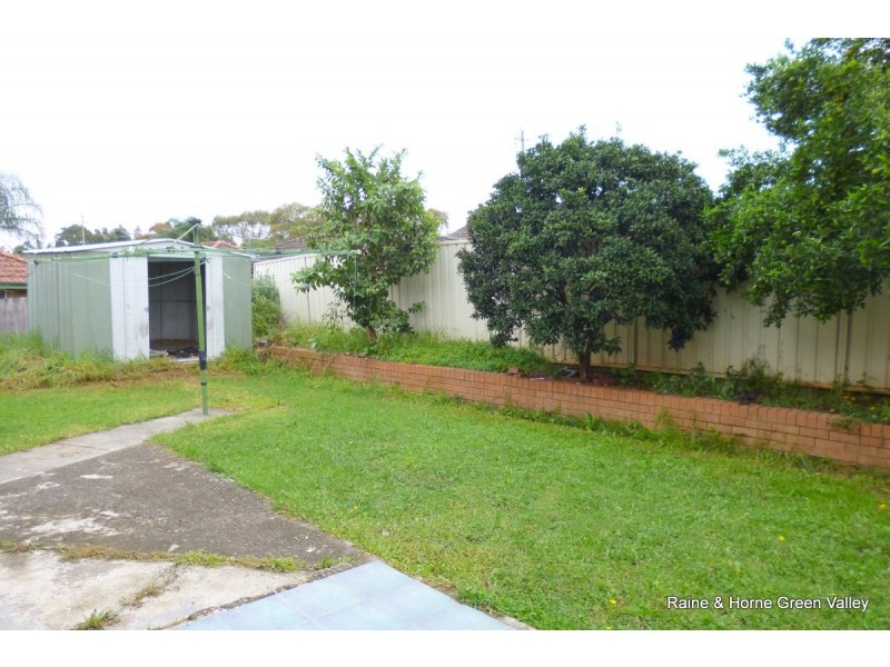 32 Sea Eagle Crescent, Green Valley NSW 2168