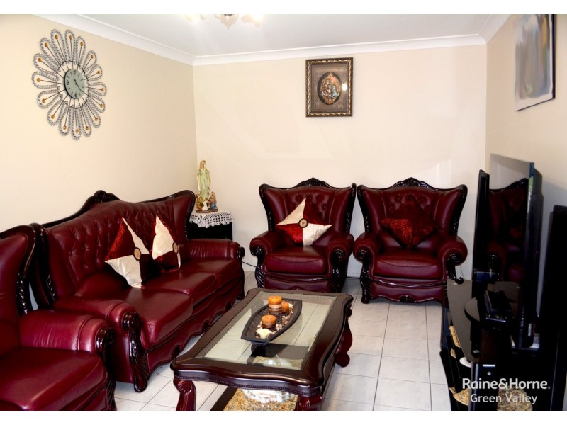 15 Pilliga Crescent, Bossley Park NSW 2176