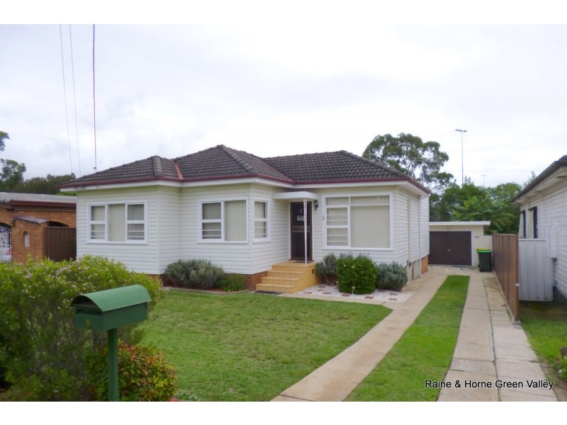 5 Amalfi Street, Lurnea NSW 2170