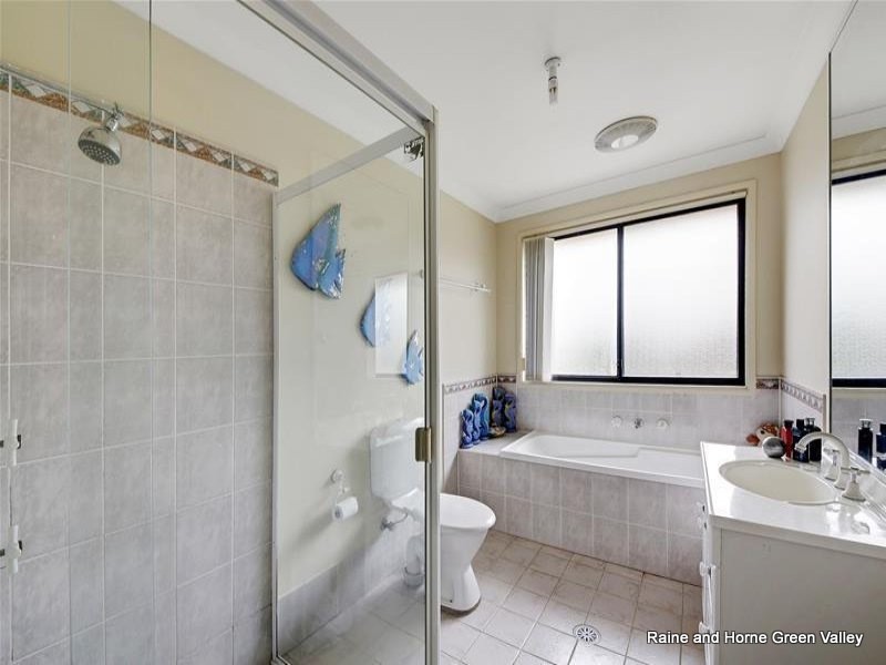 2 Wheat Place, Horningsea Park NSW 2171
