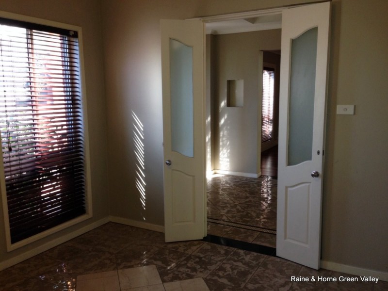 9 Joshua Moore Drive, Horningsea Park NSW 2171