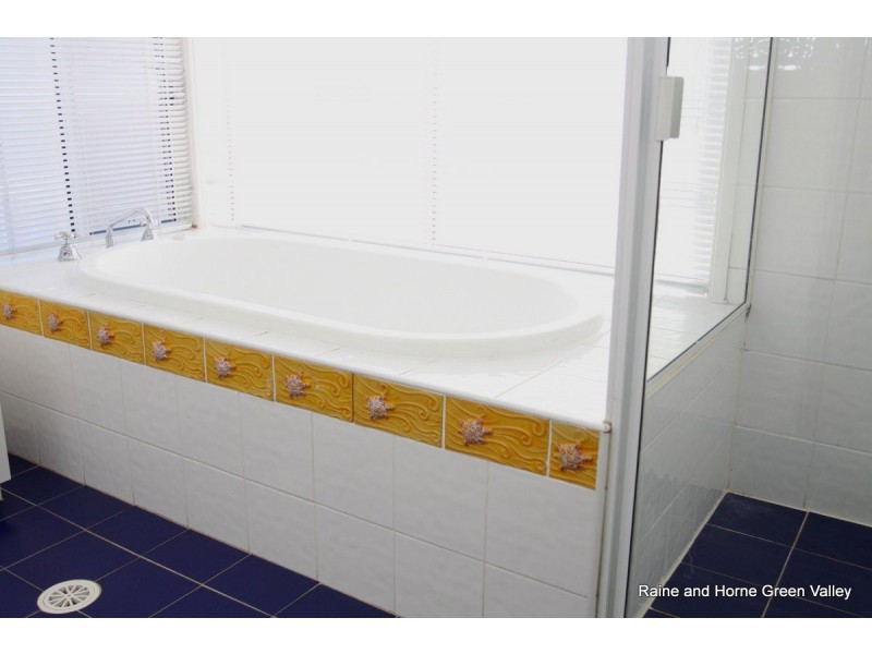 9 Joshua Moore Drive, Horningsea Park NSW 2171