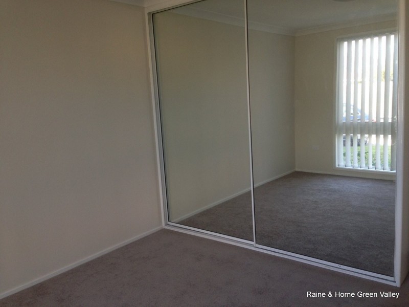 11 Prairie Vale Road, Bossley Park NSW 2176