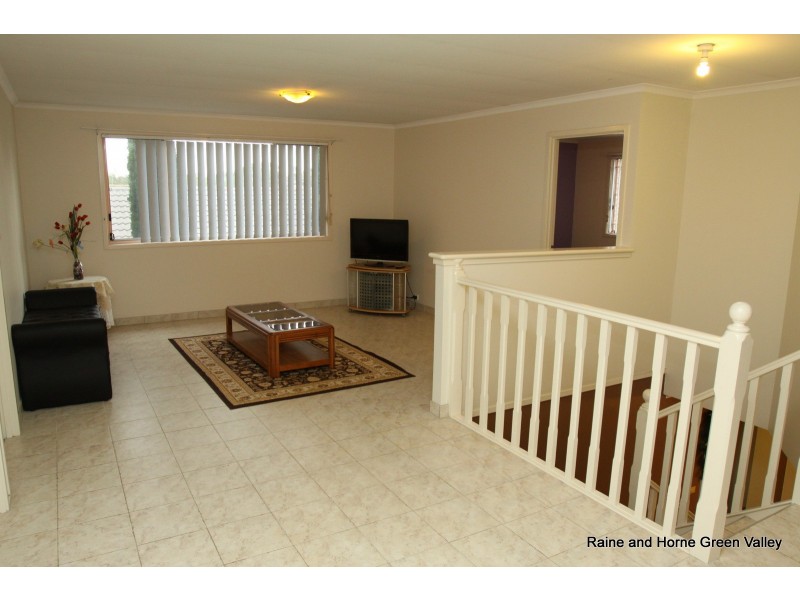 2 Lyon Place, Cecil Hills NSW 2171