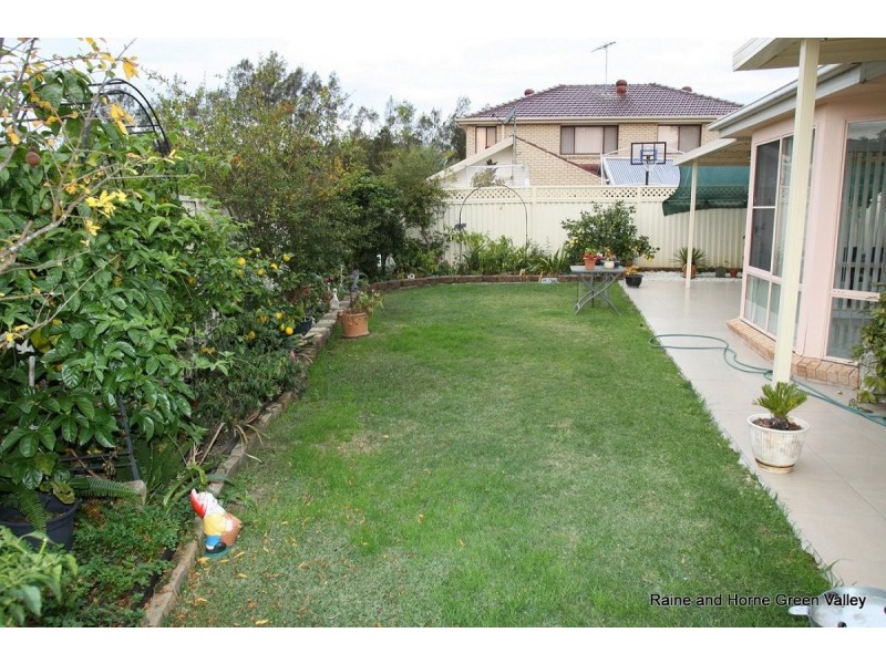 2 Lyon Place, Cecil Hills NSW 2171