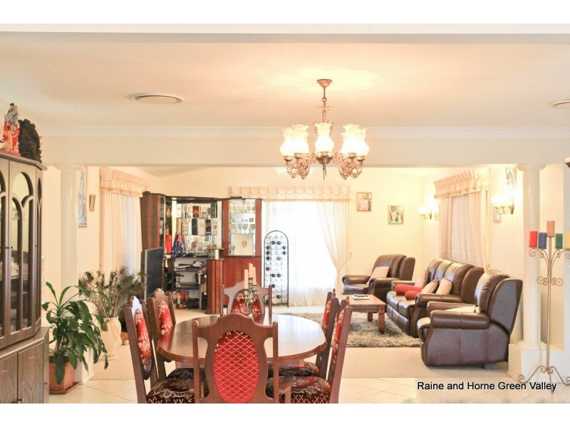 24 St Marys Street, West Hoxton NSW 2171