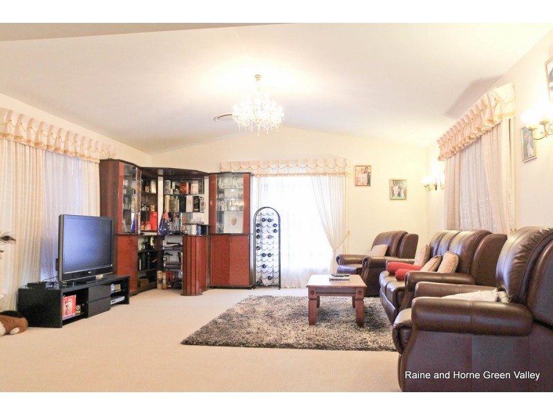 24 St Marys Street, West Hoxton NSW 2171