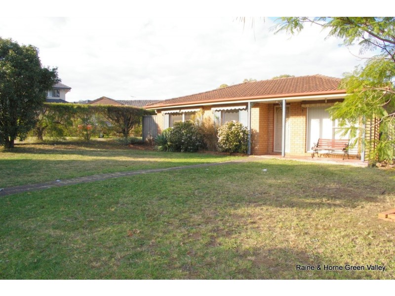 7 Guyra Close, Bossley Park NSW 2176