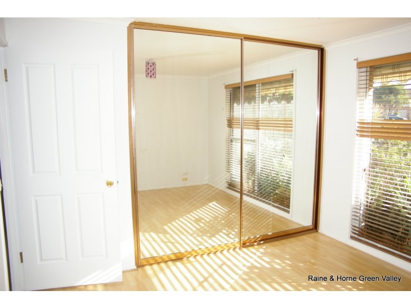 7 Guyra Close, Bossley Park NSW 2176