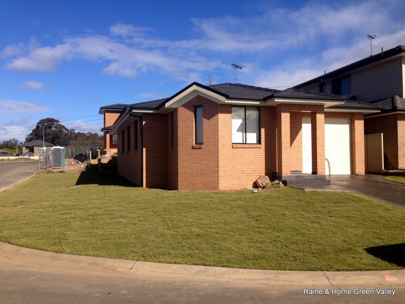 17 Affleck Gardens, Middleton Grange NSW 2171