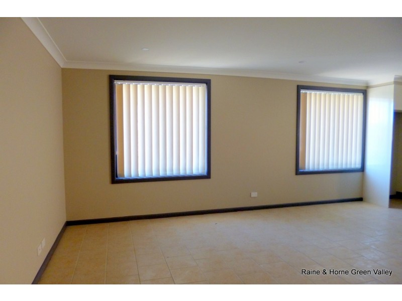 17 Affleck Gardens, Middleton Grange NSW 2171