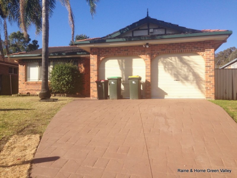 5 Brolga Crescent, Green Valley NSW 2168